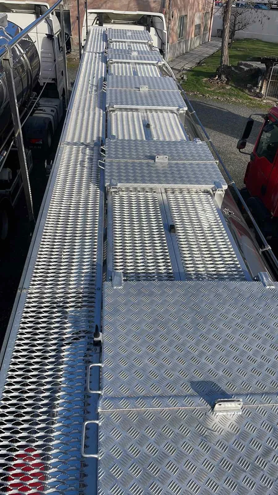 Полуремарке Kaessbohrer STB/L4BH/6 бр., снимка 13 - Ремаркета - 54580261