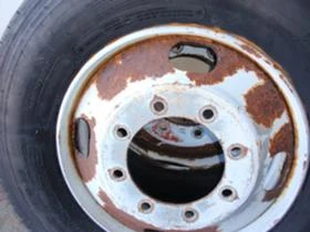 Гуми, снимка 13