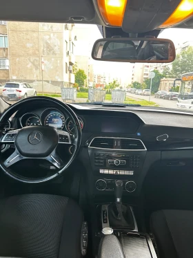 Mercedes-Benz C 200, снимка 5