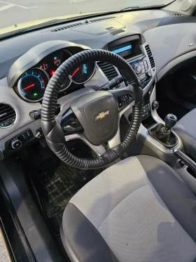 Обява за продажба на Chevrolet Cruze ~2 600 лв. - изображение 3 | Auto.bg Обява за продажба на Chevrolet Cruze ~2 600 лв. - изображение 3