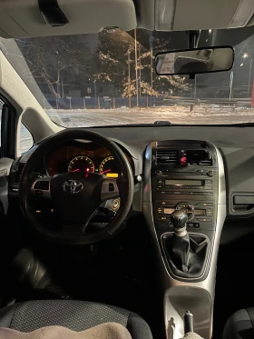 Toyota Auris 1.6 газ 132кс - 6800 € / 13299.64 лв. - 85774039 11