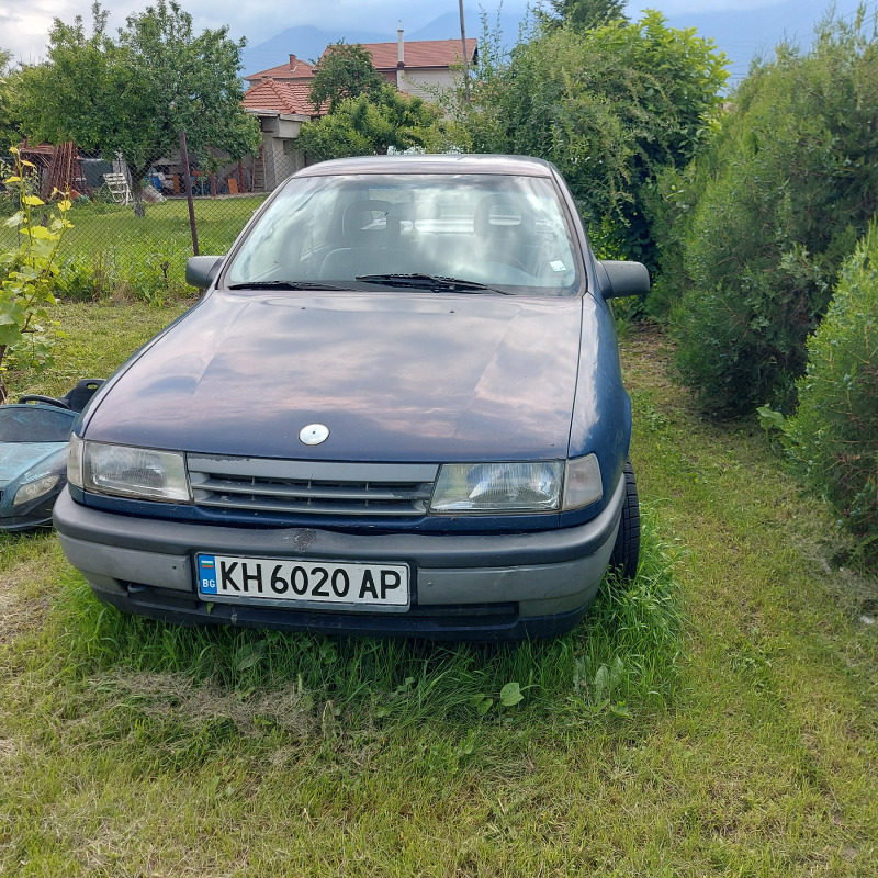 Opel Vectra A, снимка 1 - Автомобили и джипове - 46354580