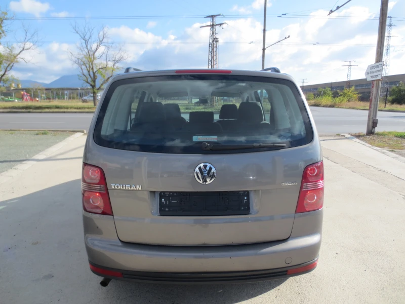 VW Touran 2.0 i METAH, снимка 6 - Автомобили и джипове - 47615383