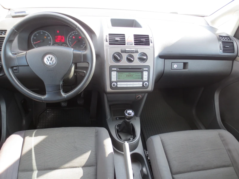 VW Touran 2.0 i METAH, снимка 12 - Автомобили и джипове - 47615383