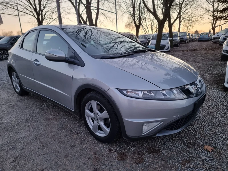 Honda Civic 1, 4 , снимка 4 - Автомобили и джипове - 48437165