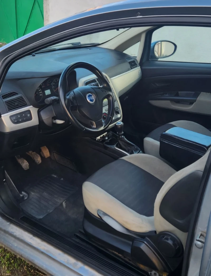 Fiat Punto, снимка 6 - Автомобили и джипове - 51437431