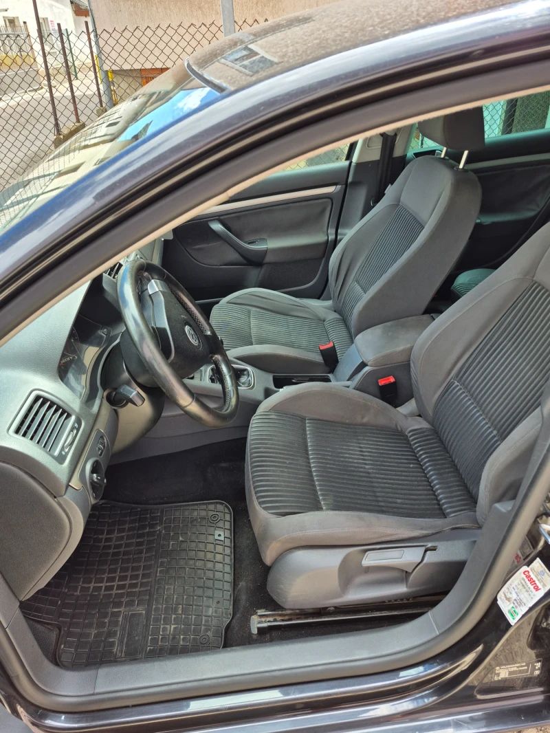 VW Golf 1.9, снимка 8 - Автомобили и джипове - 52791747