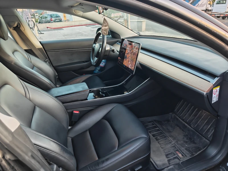 Tesla Model 3 Long Range, снимка 9 - Автомобили и джипове - 52505770