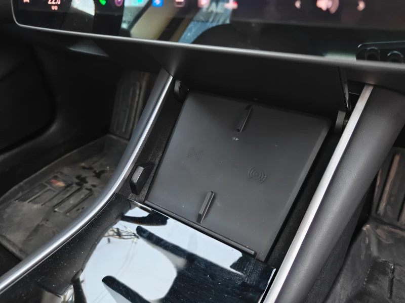 Tesla Model 3 Long Range, снимка 11 - Автомобили и джипове - 52505770