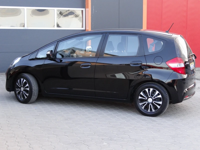 Honda Jazz 1.4i - 100k.c. / Автоматик - CVT / Euro - 5 /, снимка 3 - Автомобили и джипове - 51742340