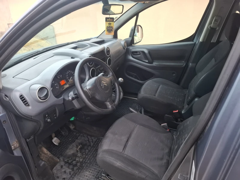 Citroen Berlingo 1.6 HDI 6+ 1, снимка 4 - Автомобили и джипове - 52857538