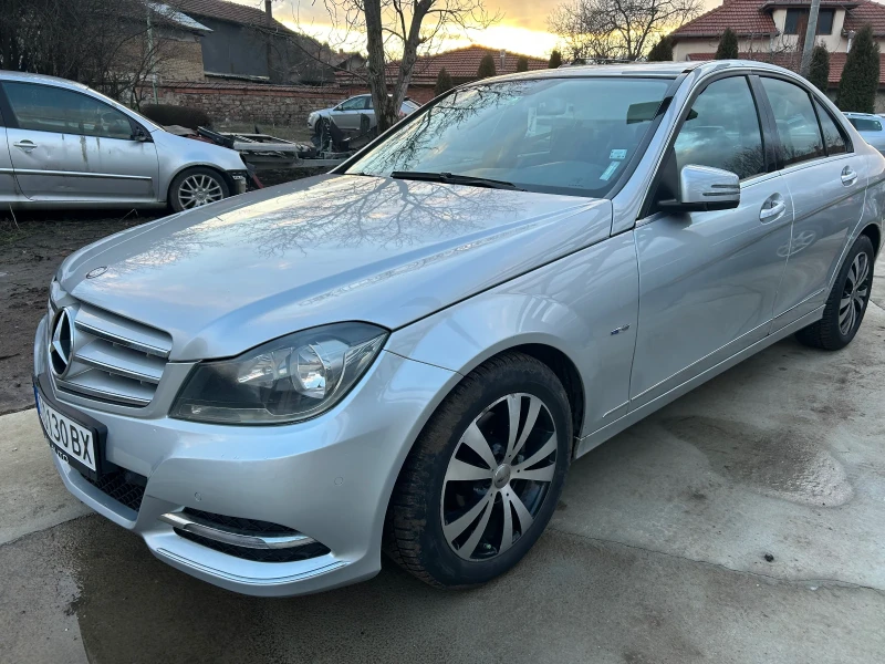 Mercedes-Benz C 200 CDI Avantgarde, снимка 5 - Автомобили и джипове - 53407484