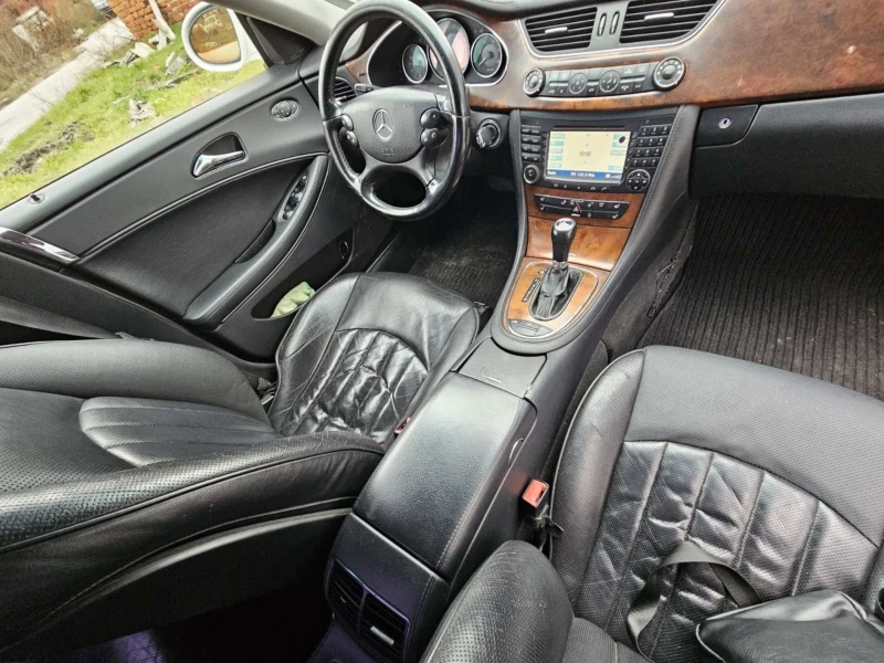 Mercedes-Benz CLS 320 Mercedes-Benz CLS 320 CDI 2007 г.   Пълен AMG паке, снимка 9 - Автомобили и джипове - 53447567
