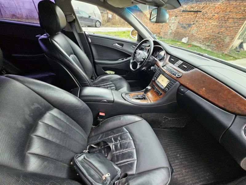 Mercedes-Benz CLS 320 Mercedes-Benz CLS 320 CDI 2007 г.   Пълен AMG паке, снимка 8 - Автомобили и джипове - 53447567