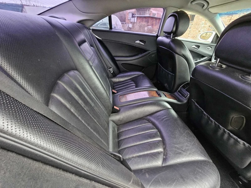 Mercedes-Benz CLS 320 Mercedes-Benz CLS 320 CDI 2007 г.   Пълен AMG паке, снимка 12 - Автомобили и джипове - 53447567