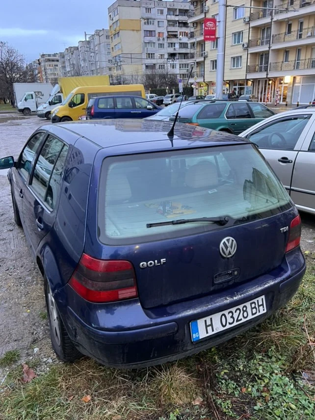 VW Golf Голф 4, цена по договаряне, снимка 1 - Автомобили и джипове - 48177883