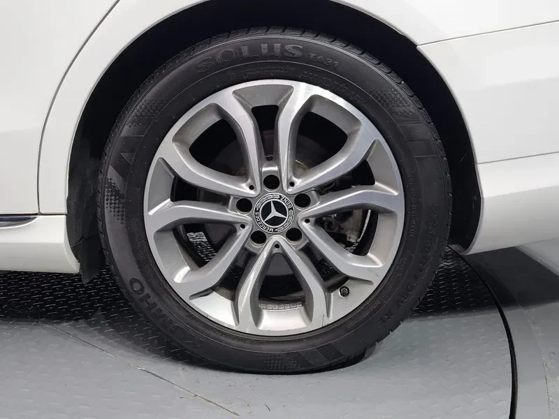 Mercedes-Benz C 220 Avantgarde, снимка 5 - Автомобили и джипове - 53074253