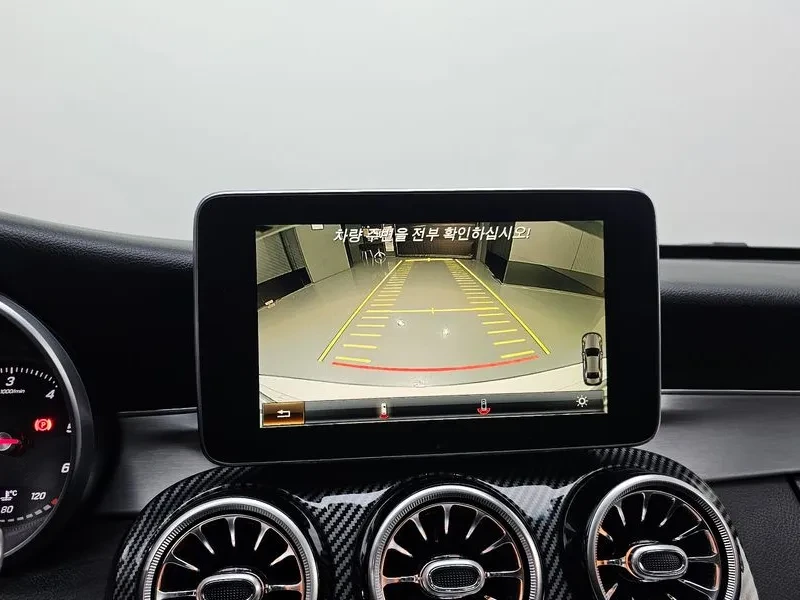 Mercedes-Benz C 220 Avantgarde, снимка 13 - Автомобили и джипове - 53074253