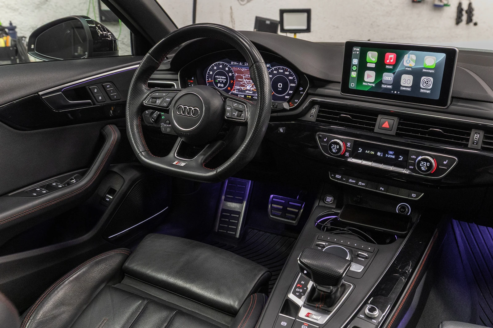 Audi A4 B&O/S-LINE/360/BLIND/DISTRONIC/, снимка 1