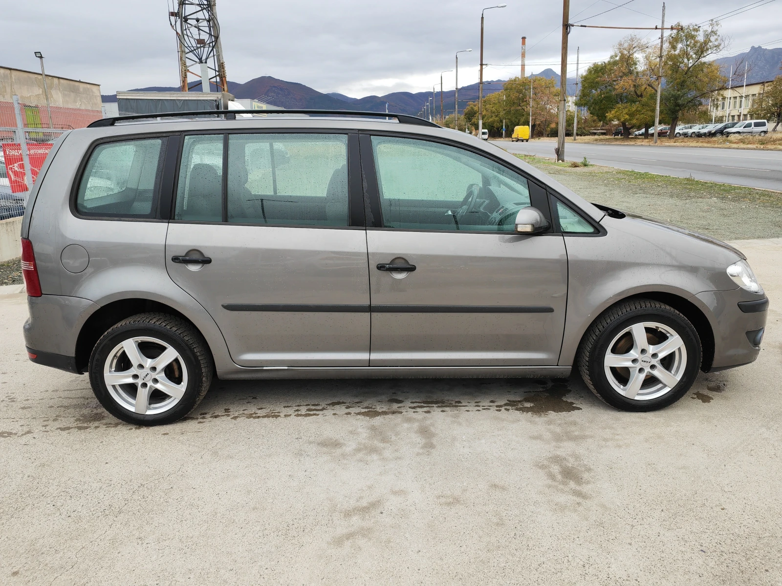 VW Touran 2.0 i METAH - изображение 4