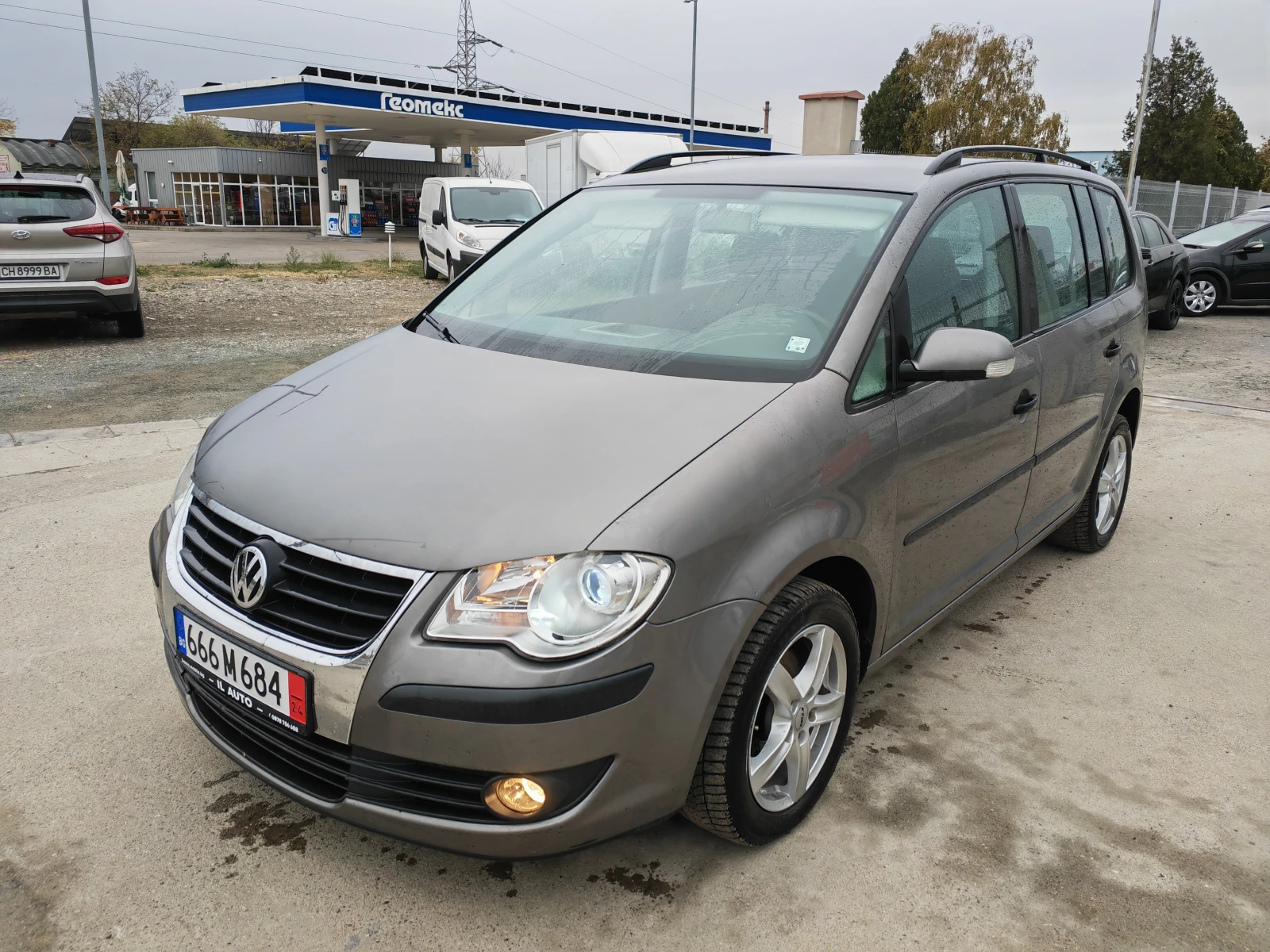 VW Touran 2.0 i METAH - [1] 