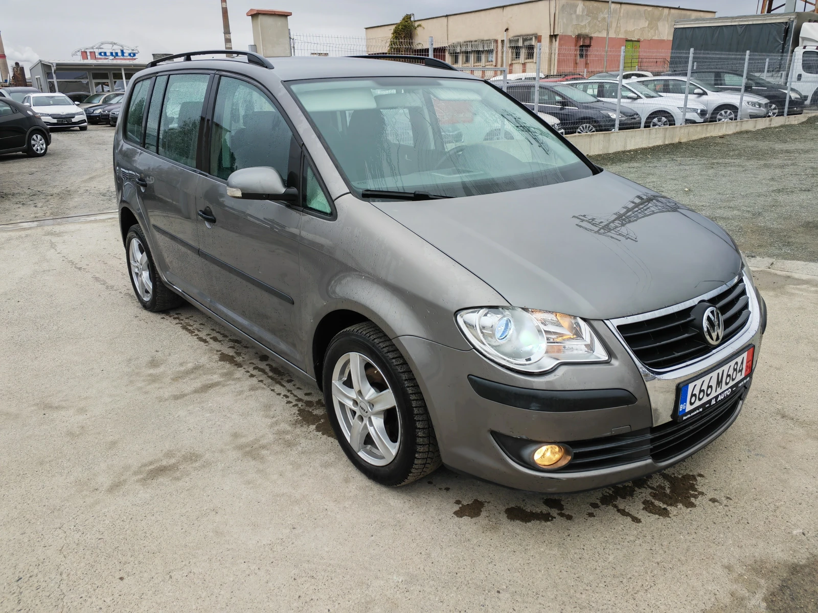 VW Touran 2.0 i METAH - изображение 3