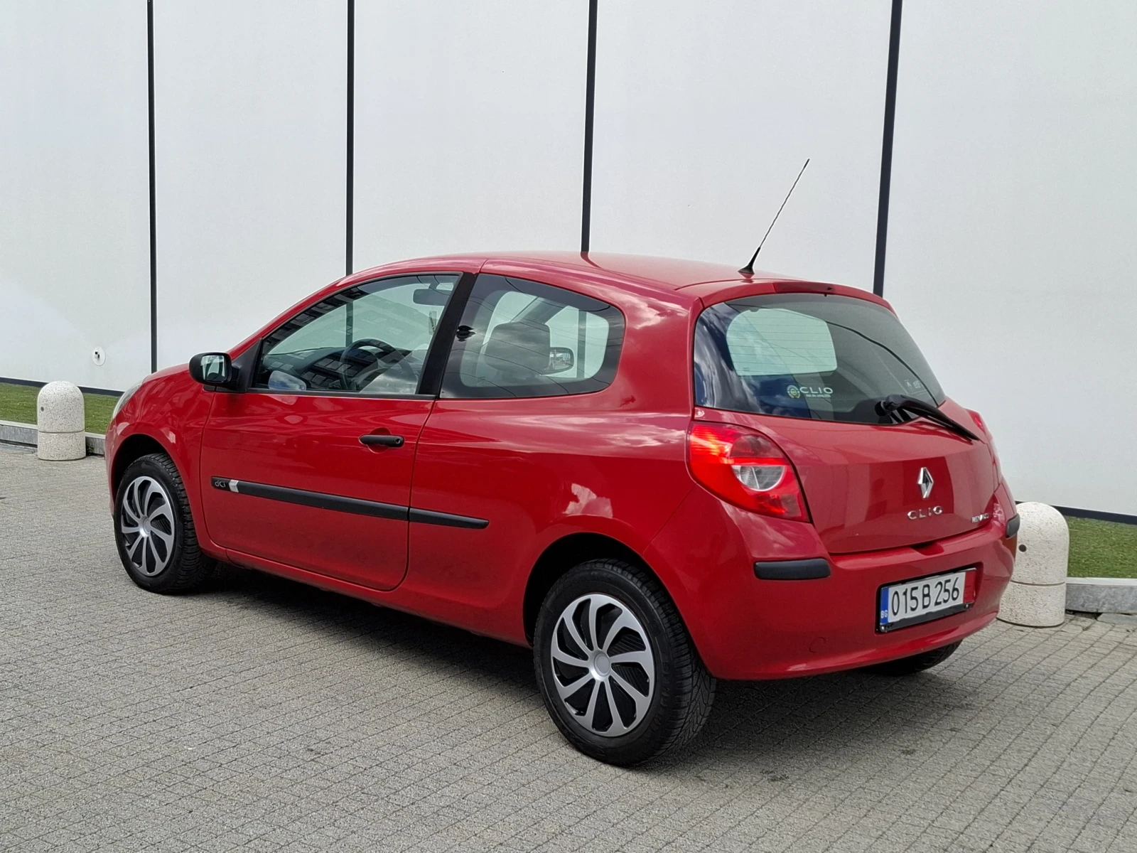 Renault Clio 1.5DCI* (86кс)* * FACELIFT* * * НОВ ВНОС* *  - изображение 8