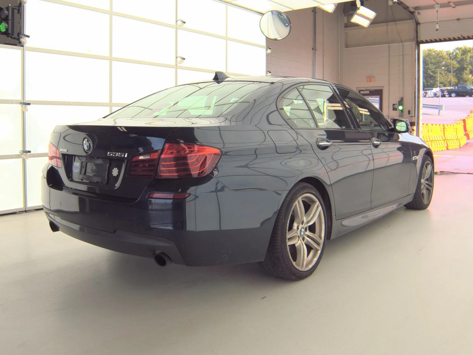 BMW 535 XI (M-Pack) Harman/Kardon* Shadowline* Head-Up*  - изображение 4