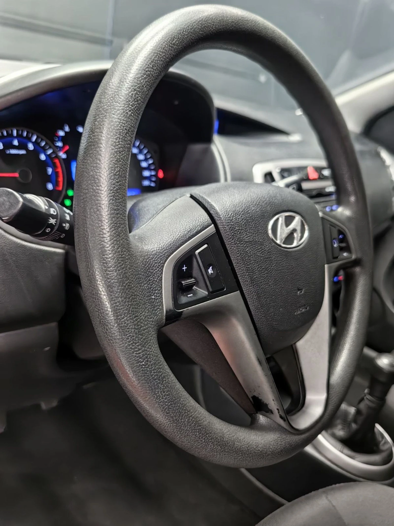 Hyundai I20 1.25i* БЕНЗИН/ГАЗ* EURO5* КЛИМА* MULTI* TOP*  - изображение 8