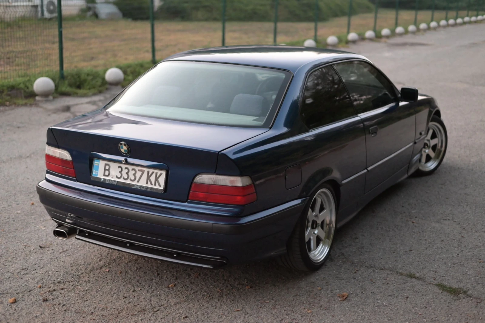 BMW 320  - изображение 5
