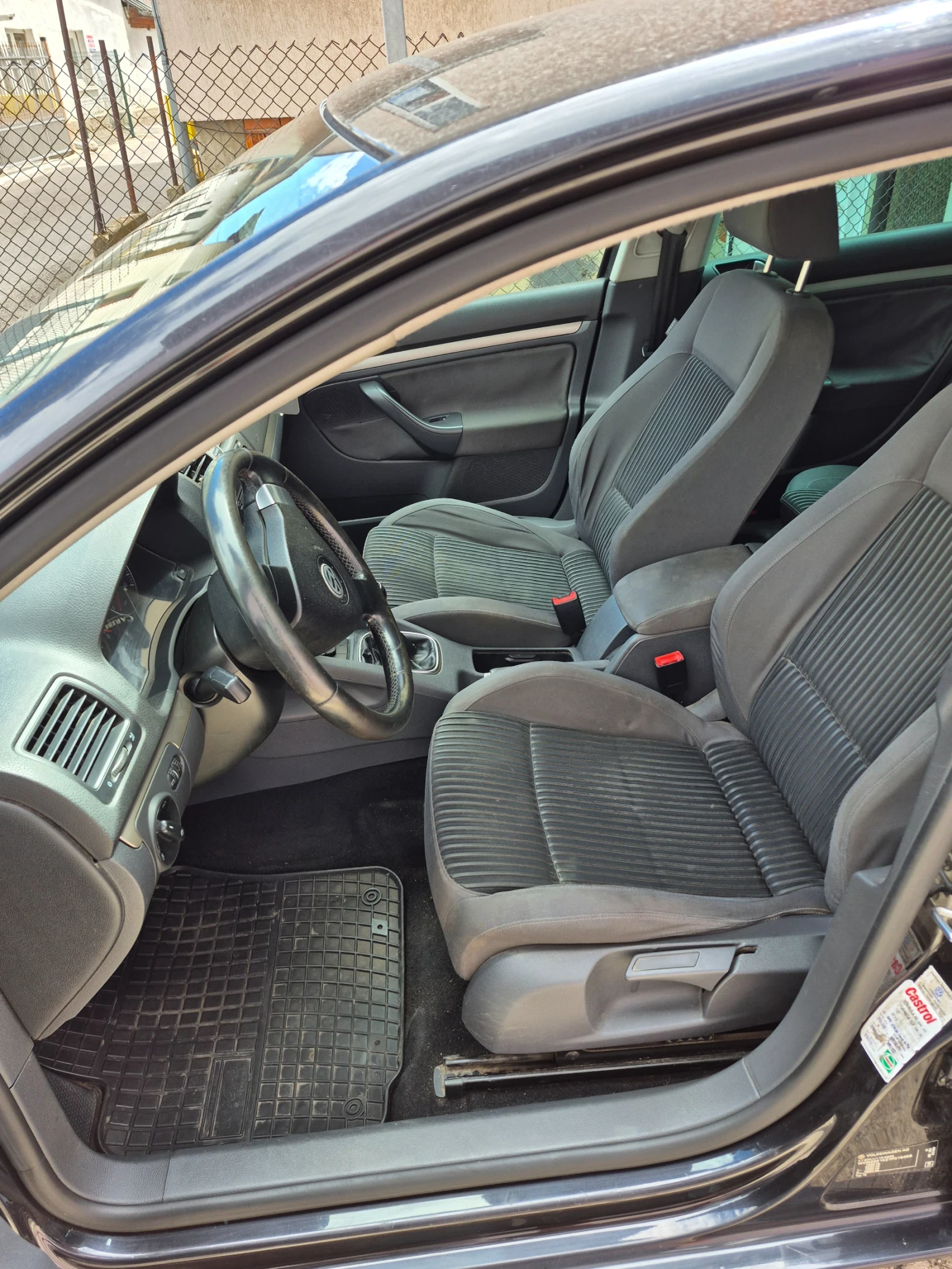 VW Golf 1.9 - изображение 8