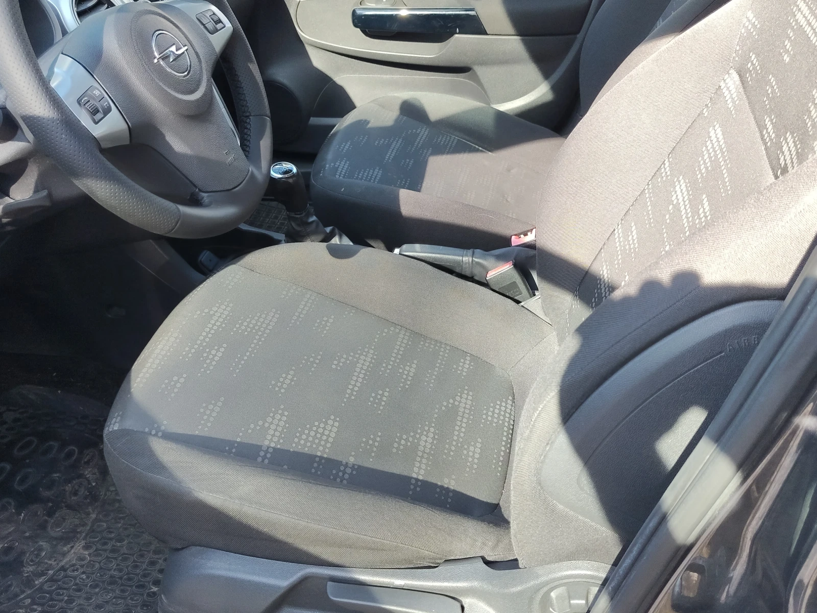 Opel Corsa 1.2 benzin | Mobile.bg — изображение 13