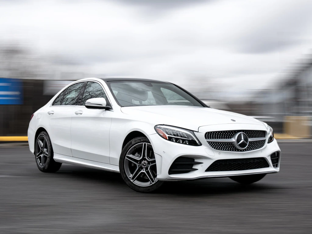 Mercedes-Benz C 300 4MATIC* Авто-Кредит(ЦЕНА ДО БЪЛГАРИЯ) - изображение 3