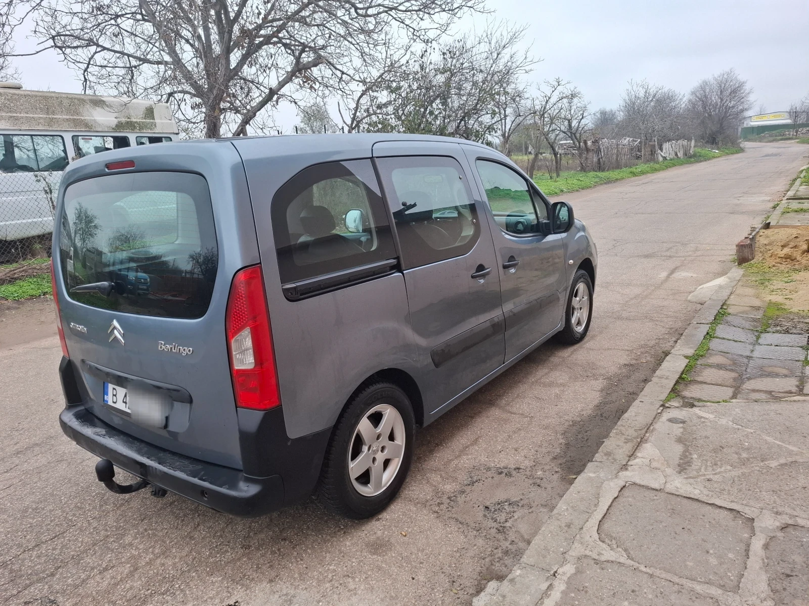 Citroen Berlingo 1.6 HDI 6+ 1 - изображение 2
