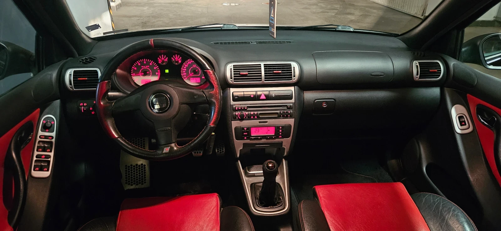 Seat Leon Cupra R Suizacopa  - изображение 8