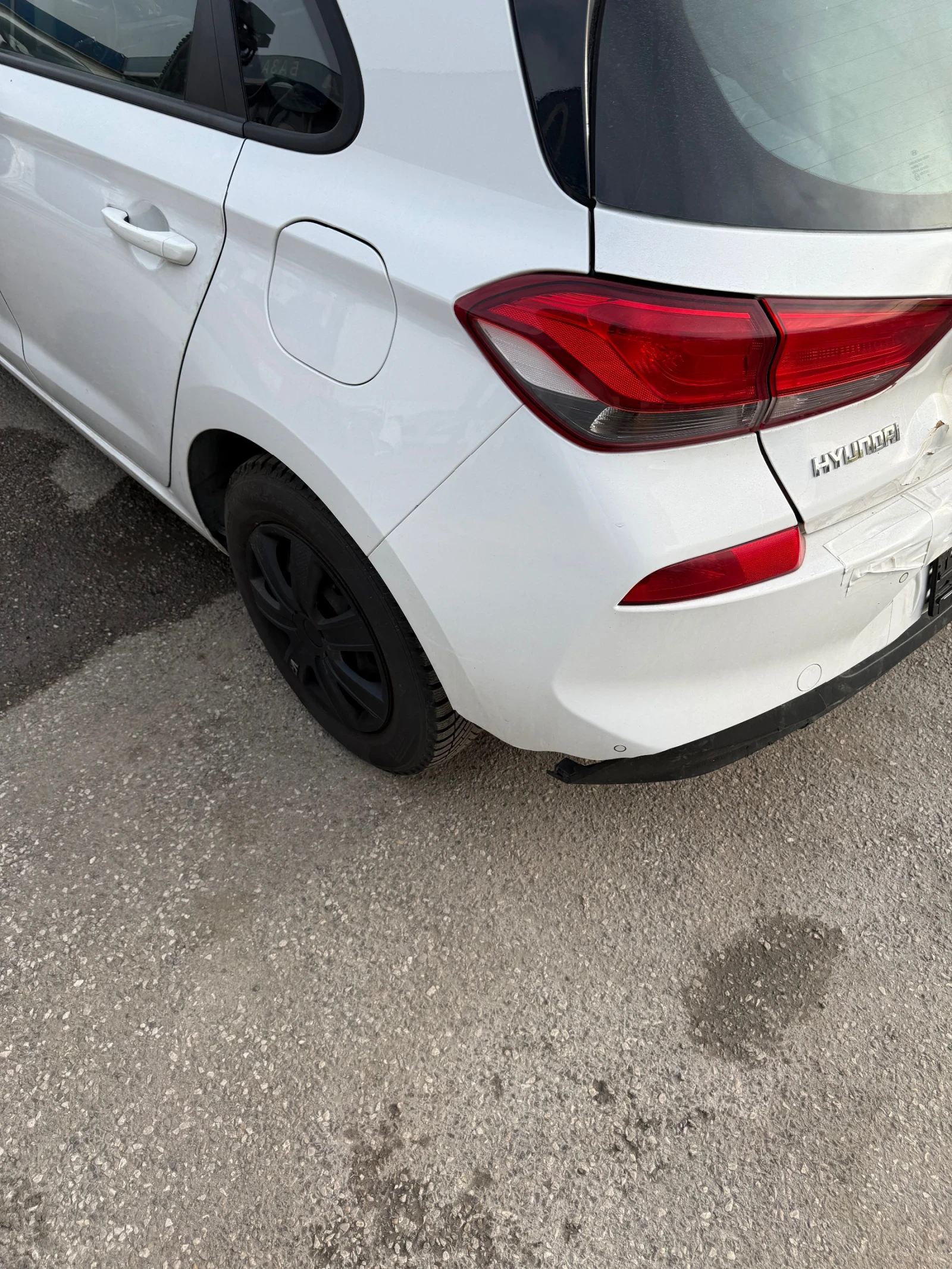 Hyundai I30 1.4, снимка 5 - Автомобили и джипове - 53720324