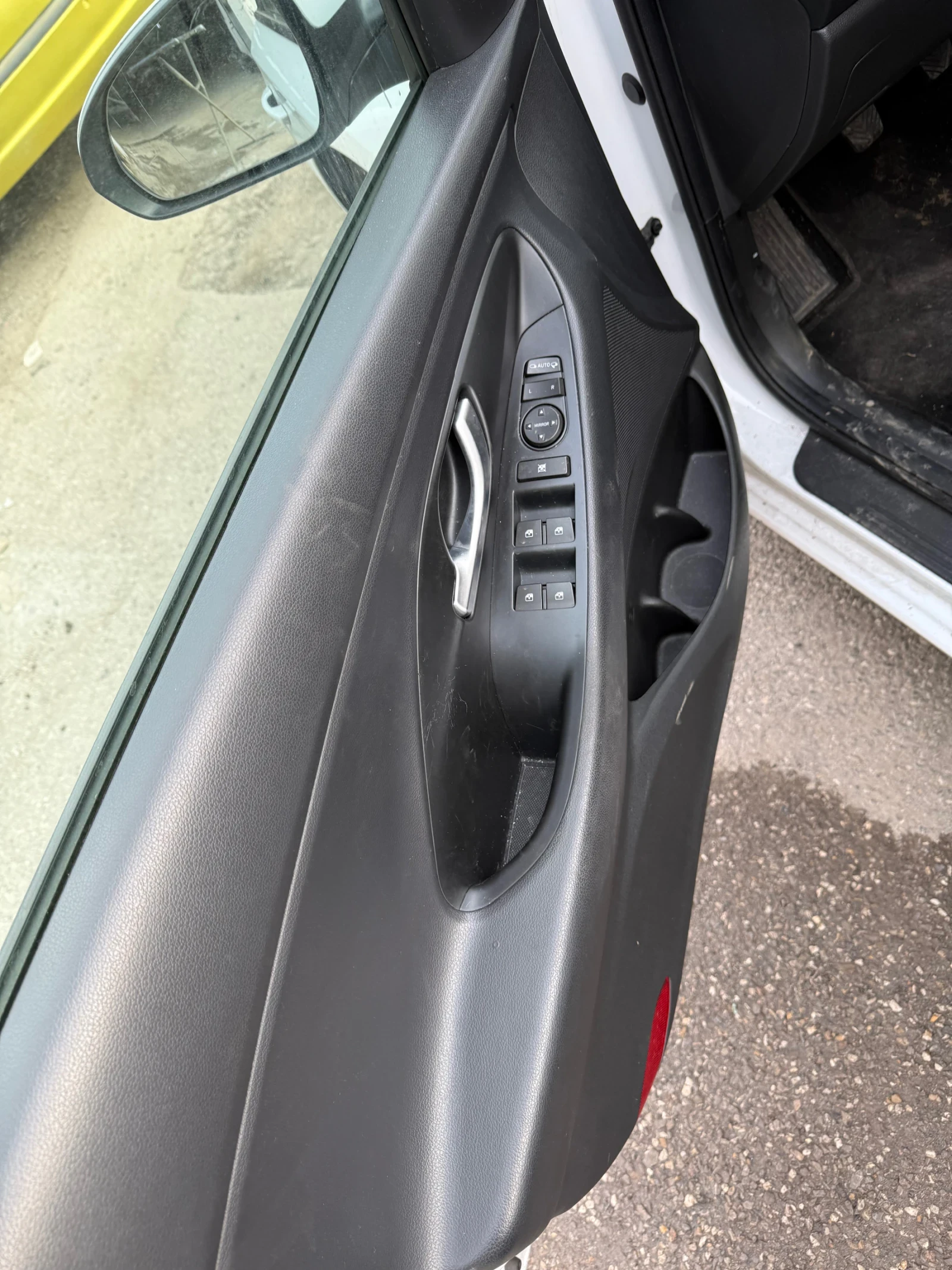 Hyundai I30 1.4, снимка 8 - Автомобили и джипове - 53720324