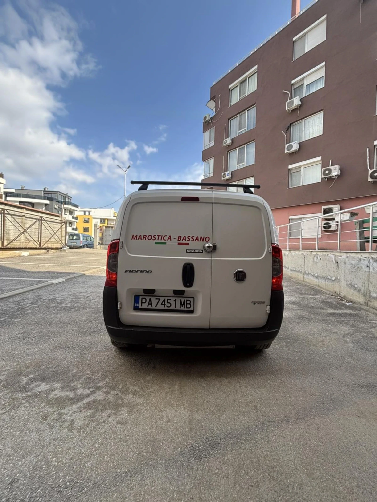 Fiat Fiorino 1.4 benzin + metan, снимка 5 - Автомобили и джипове - 53725792