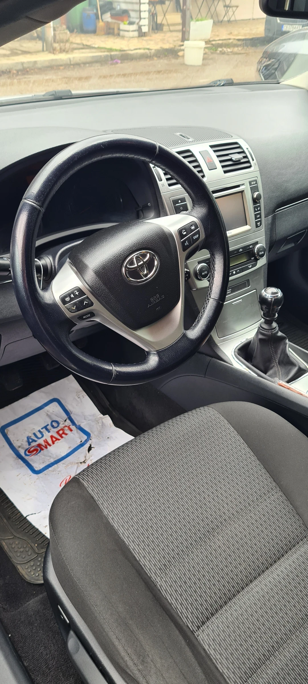 Toyota Avensis 2.0D4D, снимка 5 - Автомобили и джипове - 54140751