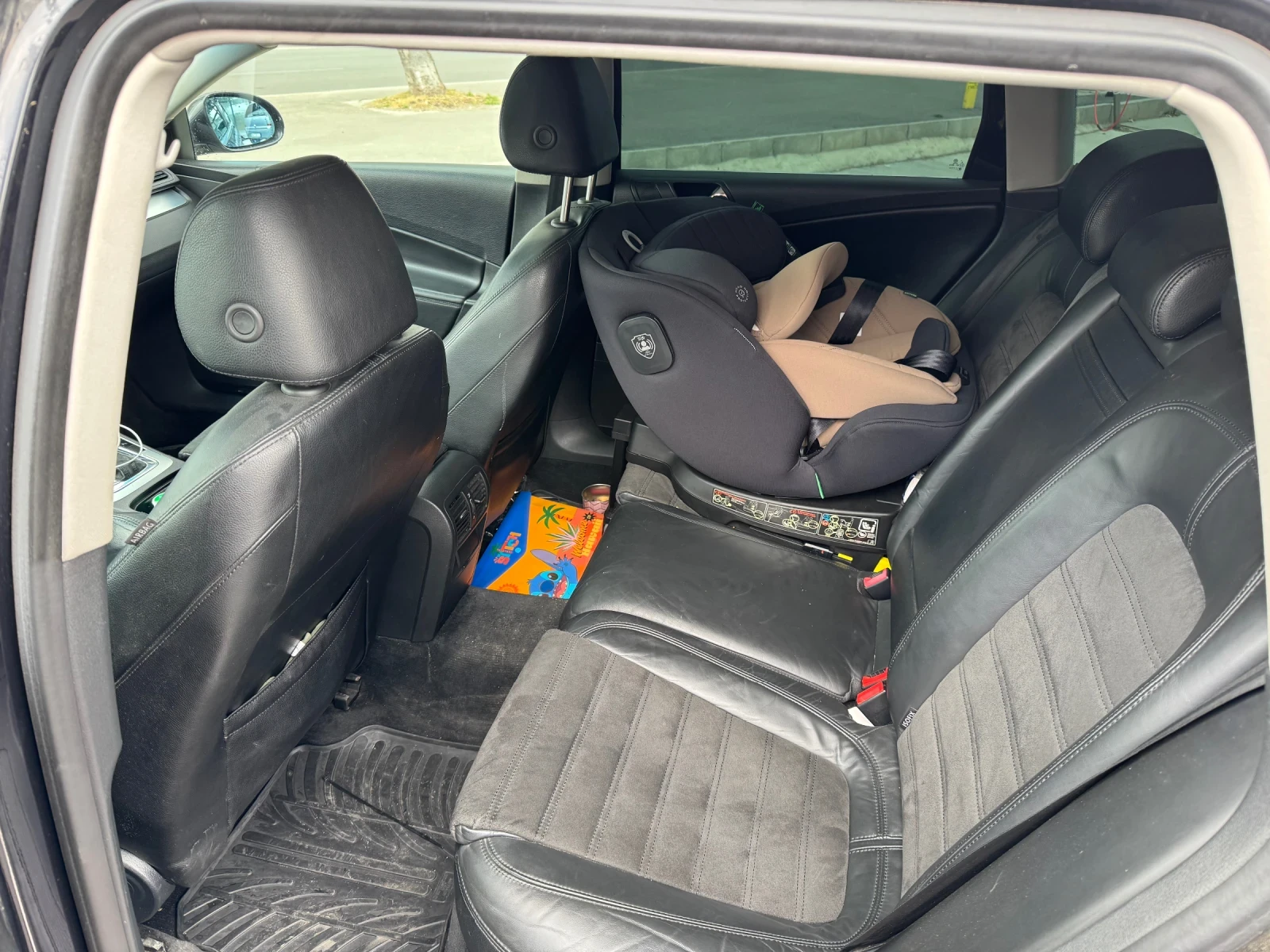 VW Passat 2.0TDI 170кс МАСАЖ ЕЛ.БАГАЖНИК highline individual, снимка 12 - Автомобили и джипове - 54156884