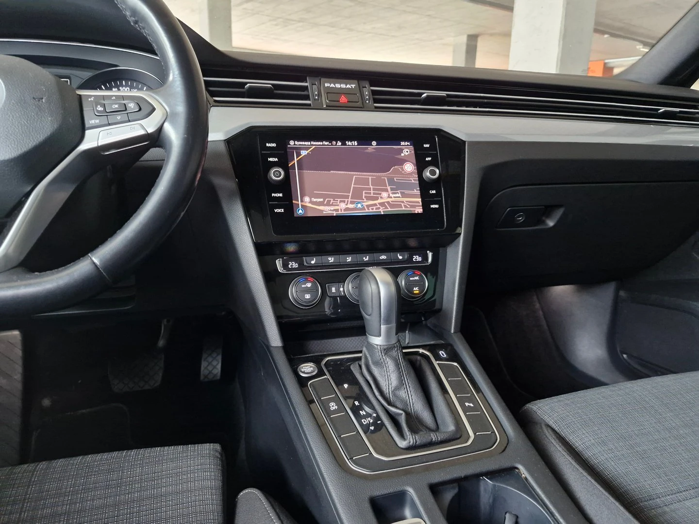 VW Passat, снимка 5 - Автомобили и джипове - 56422289