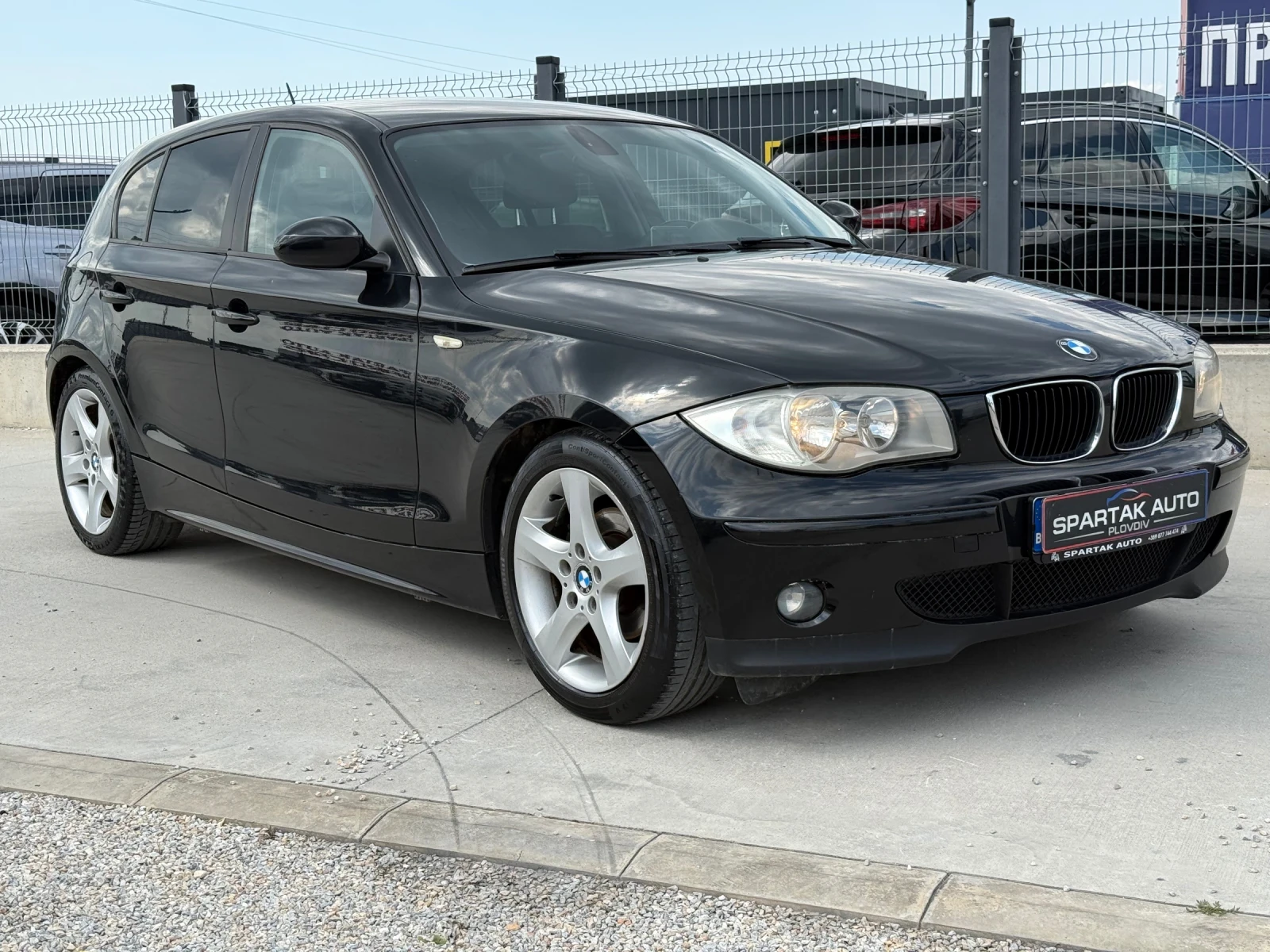 BMW 120 D* 2008г* РЪЧКА* 204.000КМ* Топ Състояние* , снимка 3 - Автомобили и джипове - 55381540