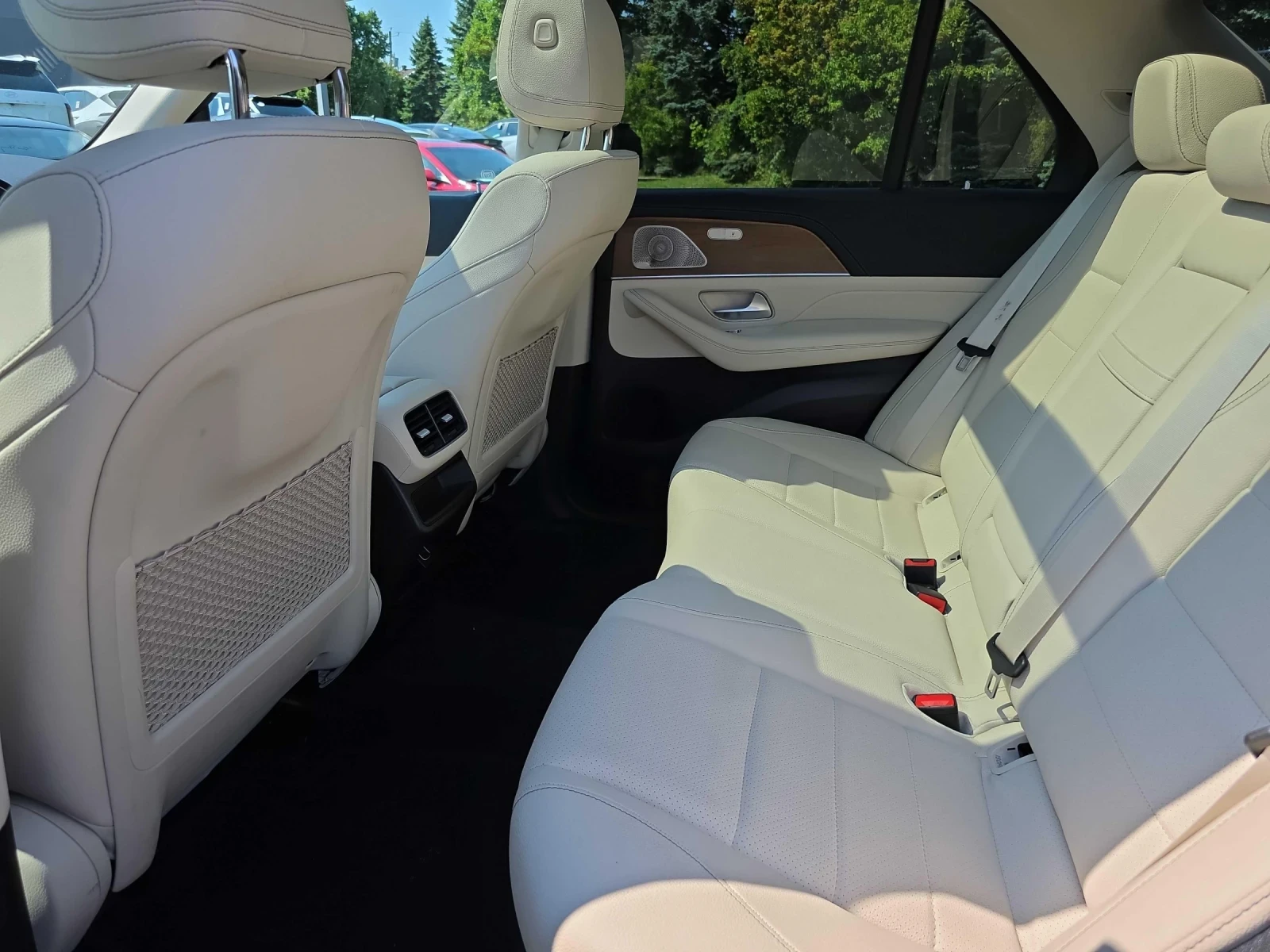 Mercedes-Benz GLE 450 AMG-pack* 360* Pano* Burmester* Обдухване* Подгрев, снимка 11 - Автомобили и джипове - 55548122