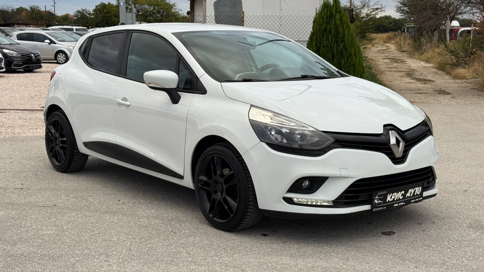 Renault Clio * 1.5DCI* EURO6* DUAL COLOR* BLACK SHADOW* , снимка 8 - Автомобили и джипове - 56183868