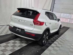 Volvo XC40 ULTIMATE BRIGHT THEME  CARFAX, снимка 2