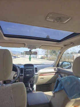 Toyota Land cruiser 7 места, 4.0-V6-бензин-4?4-250k.c.-Автоматик, снимка 9