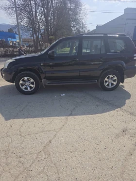 Toyota Land cruiser 7 места, 4.0-V6-бензин-4?4-250k.c.-Автоматик, снимка 3