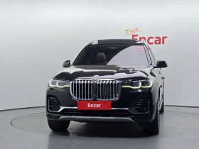 BMW X7 * xDrive 40i* 7МЕСТА* МОНИТОРИ* 360* HUD* ПАНО* , снимка 3