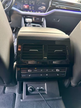 VW Touareg R-Line , Black-Black , Full Max, снимка 10