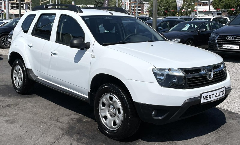 Dacia Duster 1.6i 105HP БЕНЗИН/ГАЗ, снимка 3 - Автомобили и джипове - 46278588